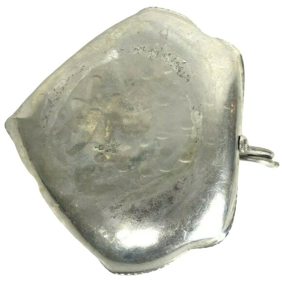 Buenilum Hammered Aluminum Grape Leaf Tray With Twisted Vine Handle Vintage - Picture 6 of 7